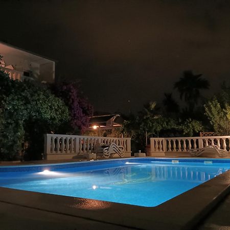 Villa Aspalathos Kaštela Eksteriør bilde